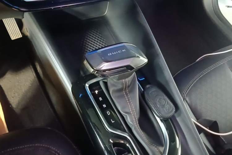 Used Buick Verano 2023 Pro Enjoyment Edition Gear Lever