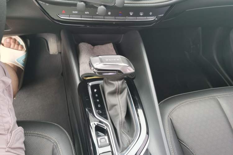 Used Buick Verano 2023 Pro Enjoyment Edition Gear Lever
