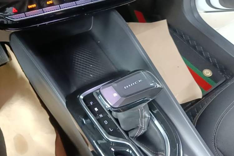 Used Buick Verano 2023 Pro Enjoyment Edition Gear Lever