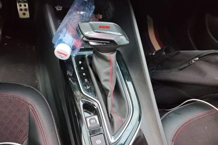 Used Buick Verano 2023 Pro GS Swift Edition Gear Lever