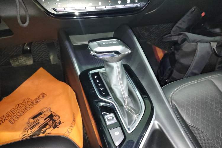 Used Buick Verano 2023 Pro Enjoyment Edition Gear Lever