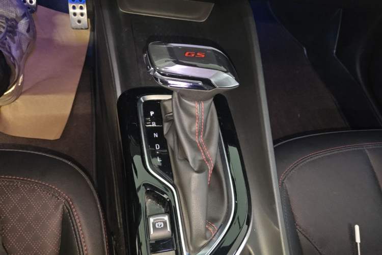 Used Buick Verano 2023 Pro GS Hunter Wind Edition Gear Lever