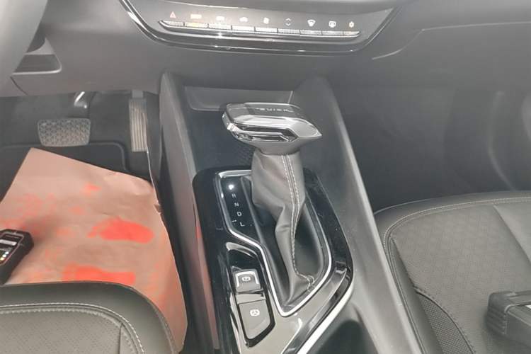 Used Buick Verano 2023 Pro Enjoyment Edition Gear Lever