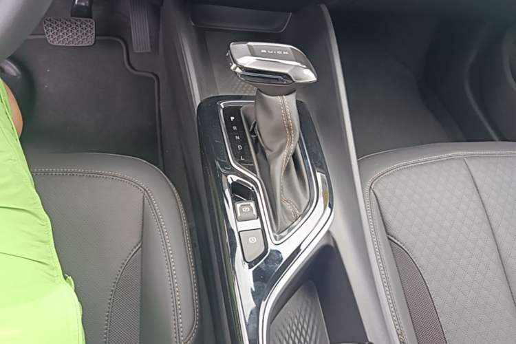 Used Buick Verano 2023 Pro Enjoyment Edition Gear Lever