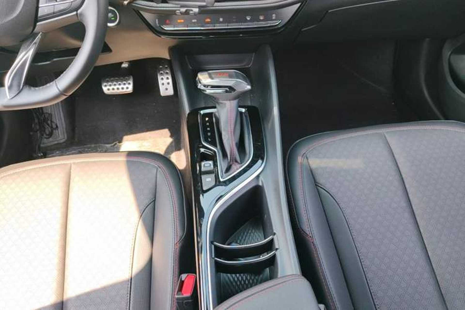 Used Buick Verano 2023 Pro GS Hunter Wind Edition Gear Lever