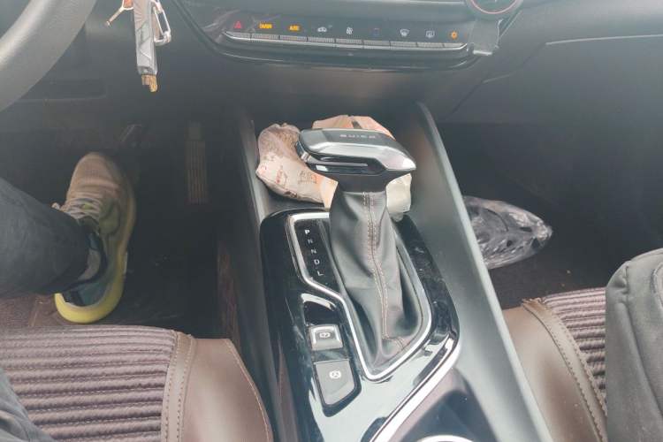 Used Buick Verano 2023 Pro Enjoyment Edition Gear Lever