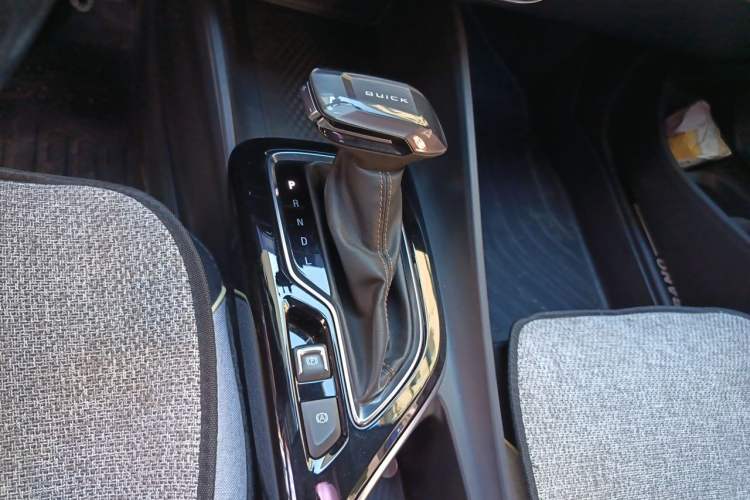 Used Buick Verano 2023 Pro Enjoyment Edition Gear Lever