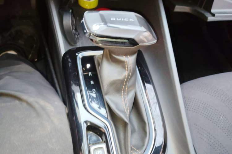 Used Buick Verano 2023 Pro Enjoyment Edition Gear Lever