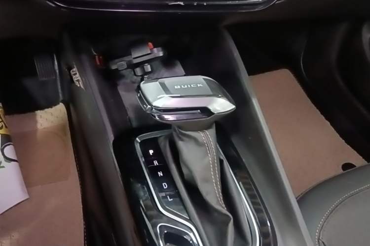 Used Buick Verano 2023 Pro Enjoyment Edition Gear Lever