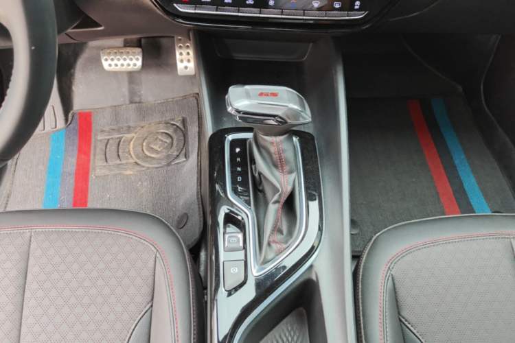 Used Buick Verano 2023 Pro GS Hunter Wind Edition Gear Lever