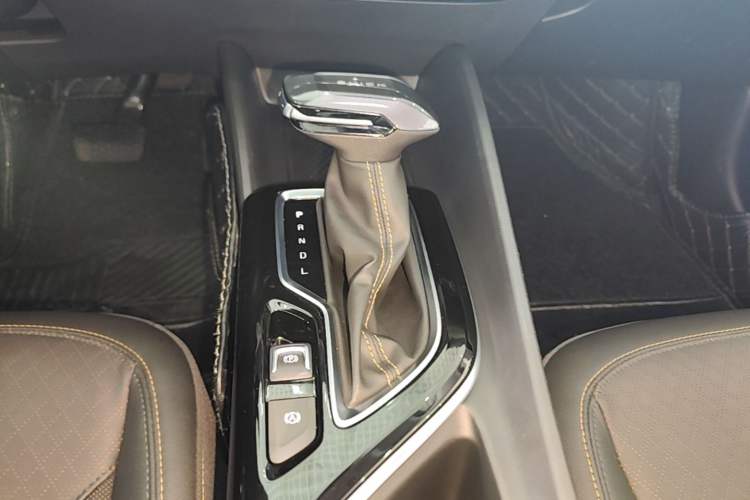 Used Buick Verano 2023 Pro Enjoyment Edition Gear Lever