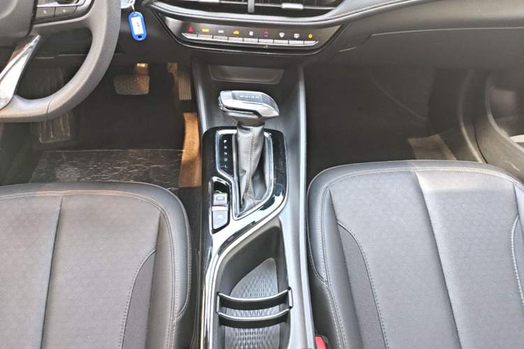 Used Buick Verano 2023 Pro Enjoyment Edition Gear Lever