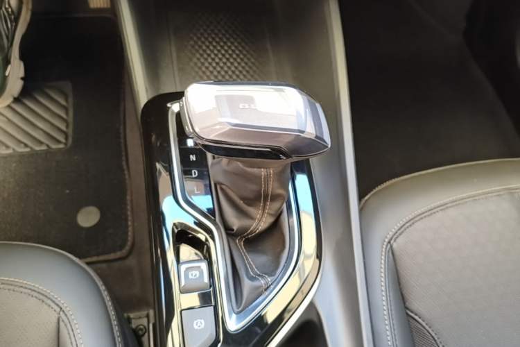 Used Buick Verano 2023 Pro Enjoyment Edition Gear Lever