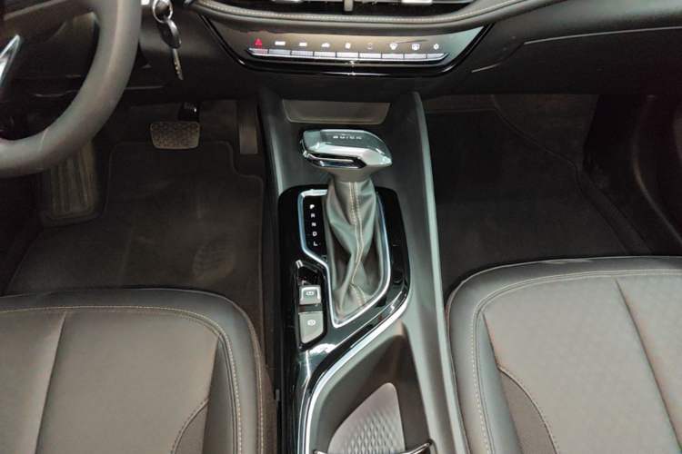 Used Buick Verano 2023 Pro Enjoyment Edition Gear Lever