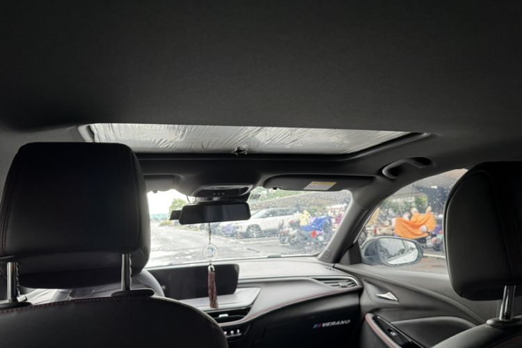 Used Buick Verano 2023 Pro GS Hunter Wind Edition Interior 13