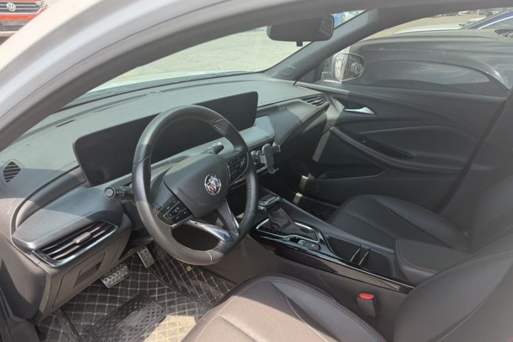 Used Buick Verano 2023 Pro GS Hunter Wind Edition Interior 2