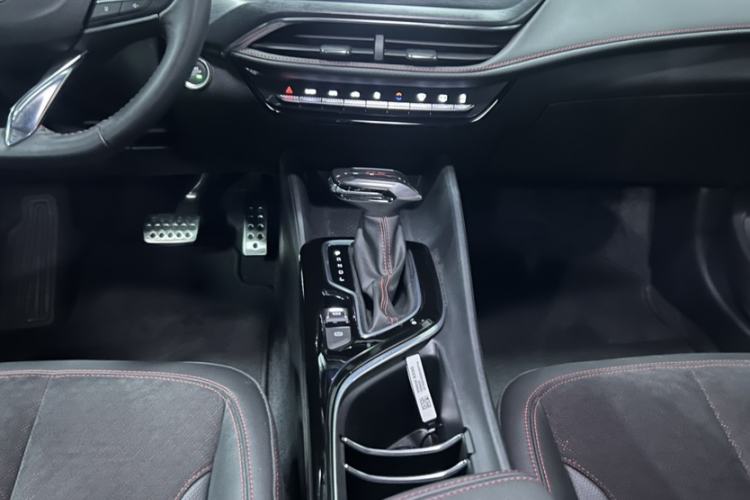 Used Buick Verano 2023 Pro GS Swift Edition Interior 2