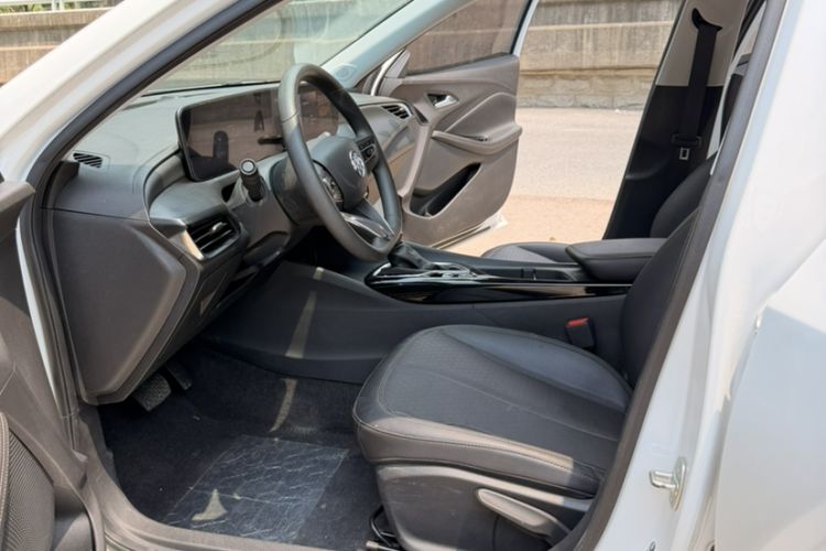 Used Buick Verano 2023 Pro Enjoyment Edition Interior 2