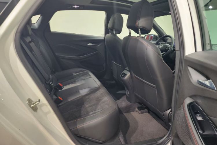 Used Buick Verano 2023 Pro GS Swift Edition Interior 2