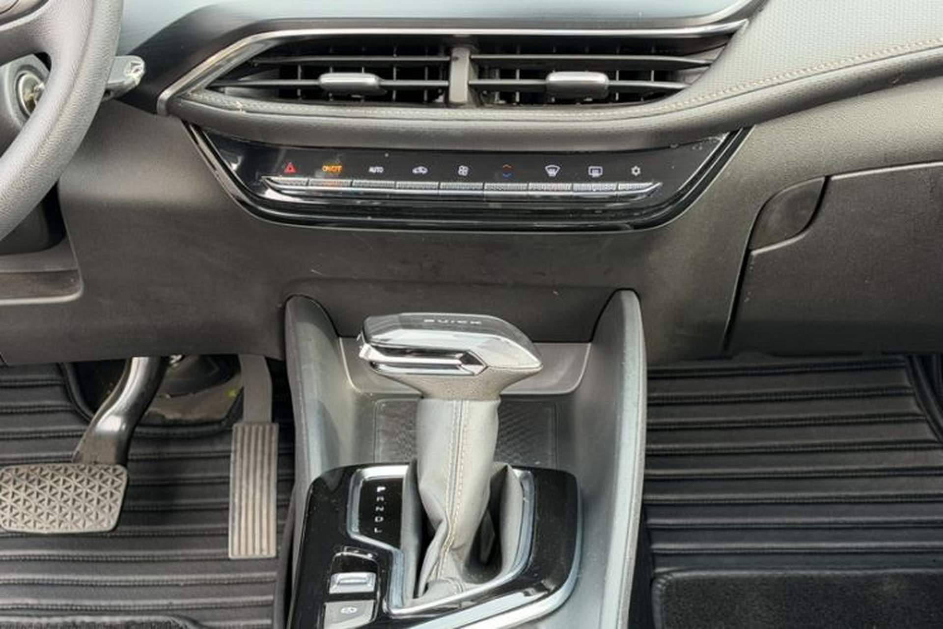 Used Buick Verano 2023 Pro Enjoyment Edition Interior 2