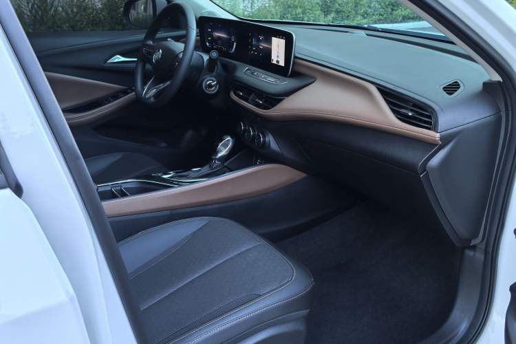 Used Buick Verano 2023 Pro Enjoyment Edition Interior 3