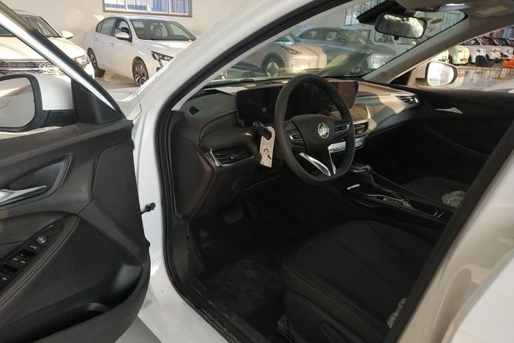 Used Buick Verano 2023 Pro Enjoyment Edition Interior 3