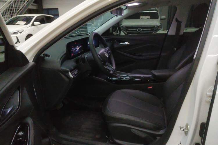 Used Buick Verano 2023 Pro Enjoyment Edition Interior 3
