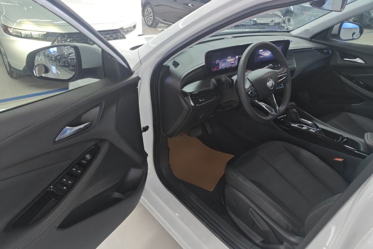 Used Buick Verano 2023 Pro Enjoyment Edition Interior 3