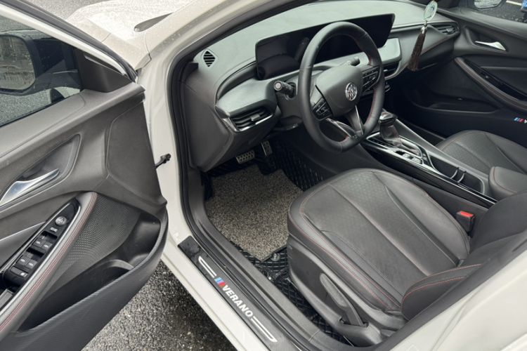 Used Buick Verano 2023 Pro GS Hunter Wind Edition Interior 4