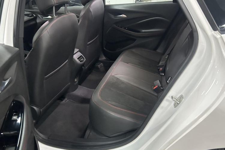 Used Buick Verano 2023 Pro GS Swift Edition Interior 5