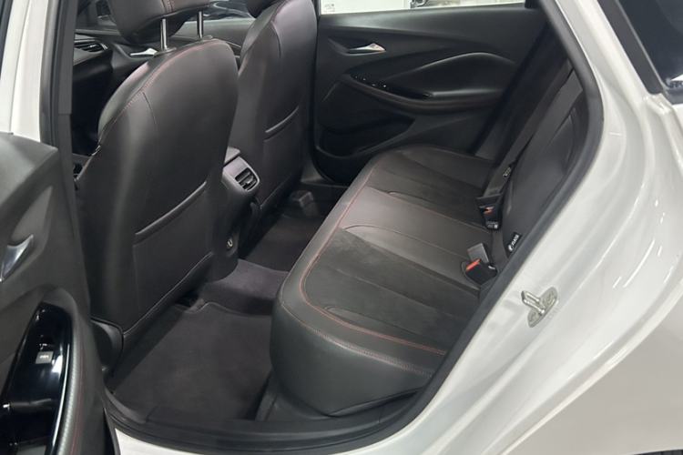 Used Buick Verano 2023 Pro GS Swift Edition Interior 5