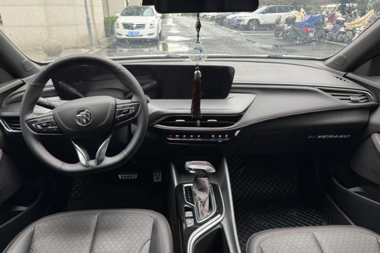 Used Buick Verano 2023 Pro GS Hunter Wind Edition Interior 6
