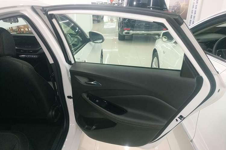 Used Buick Verano 2023 Pro Enjoyment Edition Interior 6