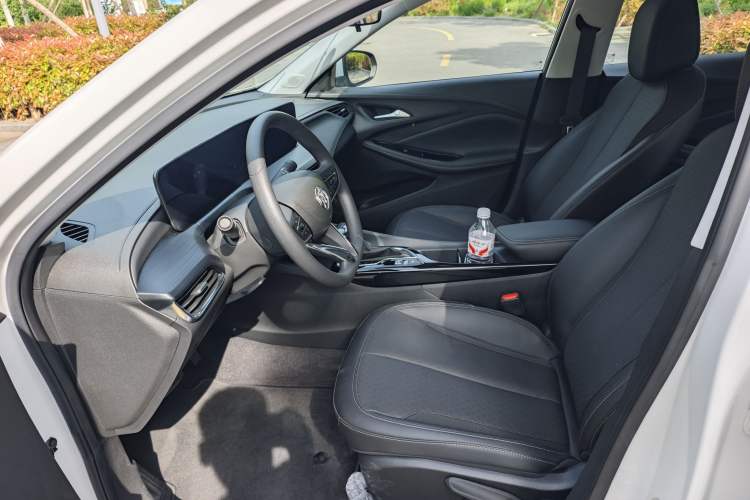 Used Buick Verano 2023 Pro Enjoyment Edition Interior 7