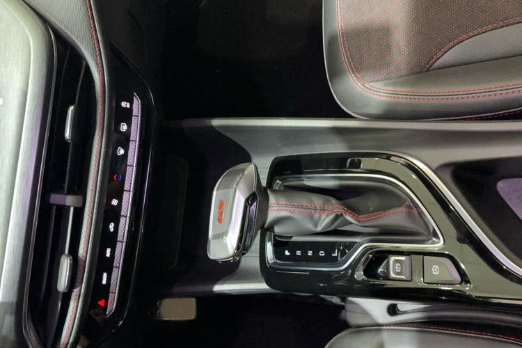 Used Buick Verano 2023 Pro GS Swift Edition Interior 8