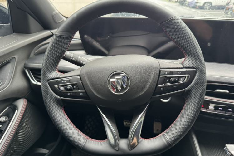 Used Buick Verano 2023 Pro GS Hunter Wind Edition Interior 9