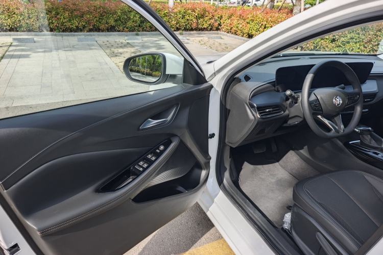 Used Buick Verano 2023 Pro Enjoyment Edition Interior 9