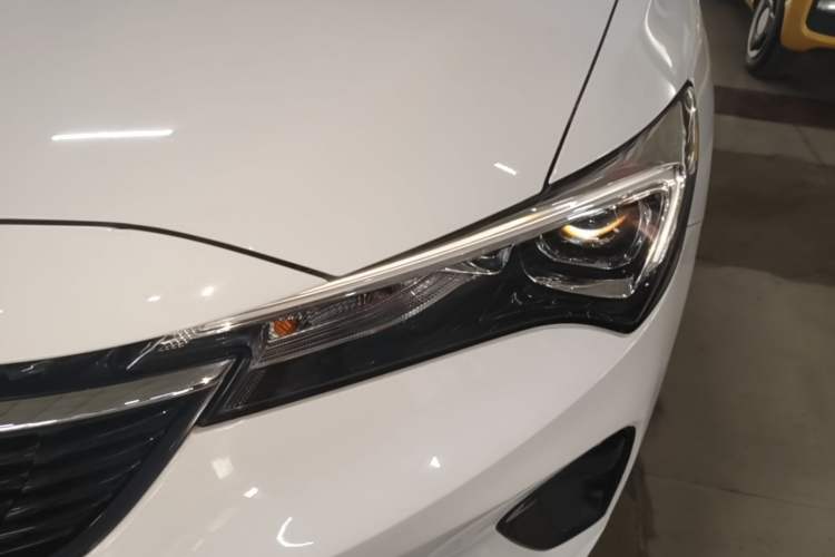 Used Buick Verano 2023 Pro Enjoyment Edition Left Front Headlight