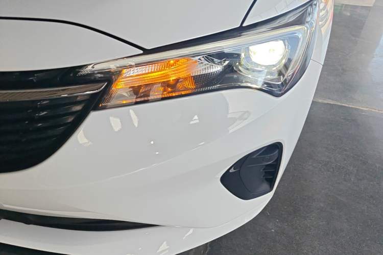 Used Buick Verano 2023 Pro Enjoyment Edition Left Front Headlight
