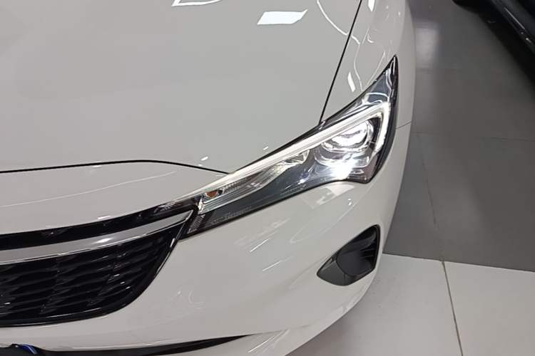 Used Buick Verano 2023 Pro Enjoyment Edition Left Front Headlight