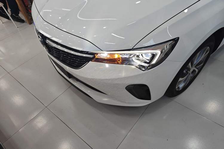 Used Buick Verano 2023 Pro Enjoyment Edition Left Front Headlight