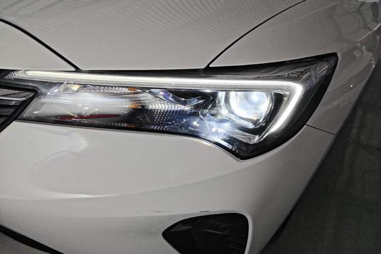Used Buick Verano 2023 Pro Enjoyment Edition Left Front Headlight