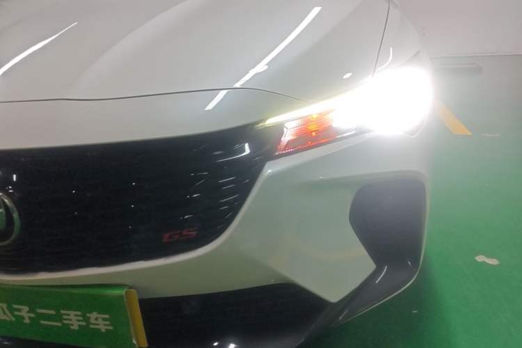 Used Buick Verano 2023 Pro GS Hunter Wind Edition Left Front Headlight