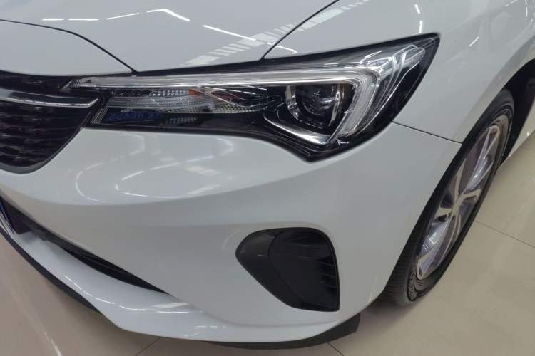 Used Buick Verano 2023 Pro Enjoyment Edition Left Front Headlight