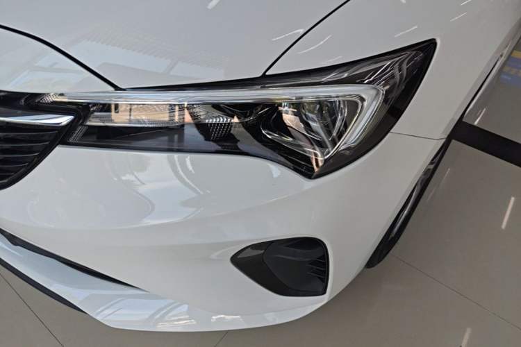 Used Buick Verano 2023 Pro Enjoyment Edition Left Front Headlight