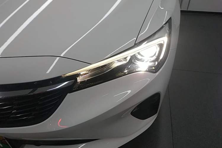 Used Buick Verano 2023 Pro Enjoyment Edition Left Front Headlight