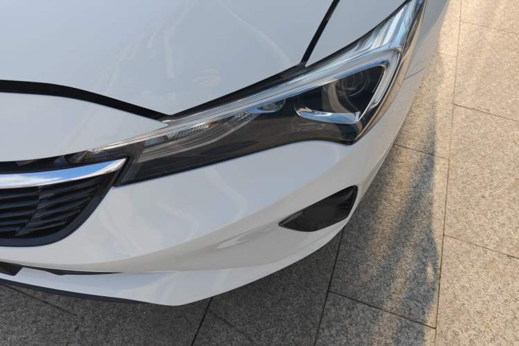 Used Buick Verano 2023 Pro Enjoyment Edition Left Front Headlight