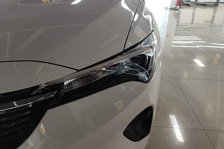 Used Buick Verano 2023 Pro Enjoyment Edition Left Front Headlight