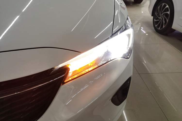 Used Buick Verano 2023 Pro Enjoyment Edition Left Front Headlight