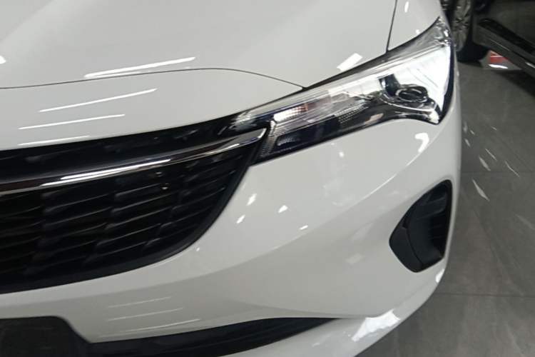 Used Buick Verano 2023 Pro Enjoyment Edition Left Front Headlight